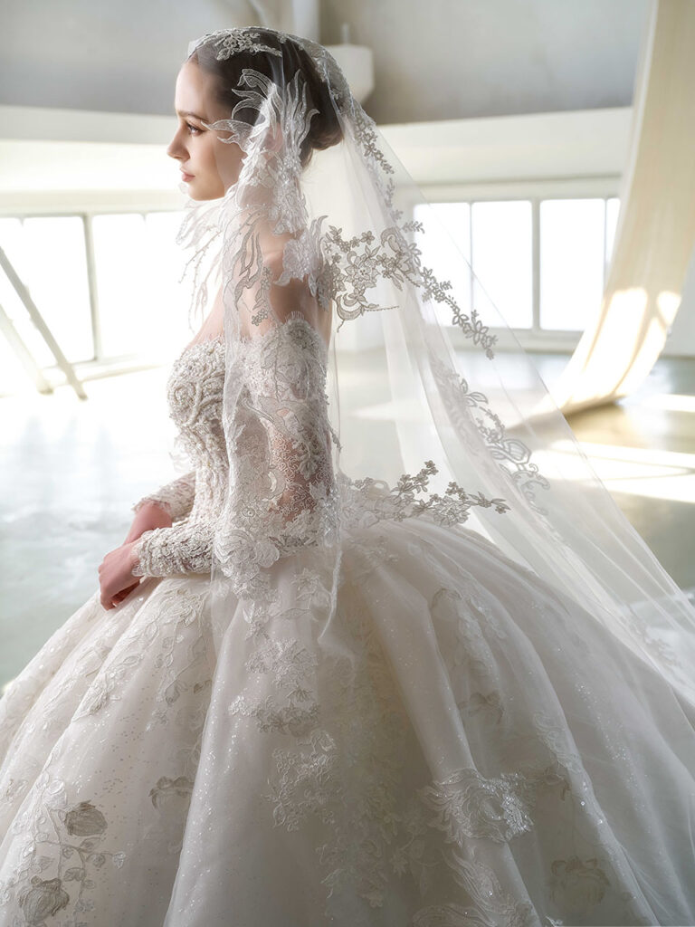 wedding dress elegant satin finish - Sydney